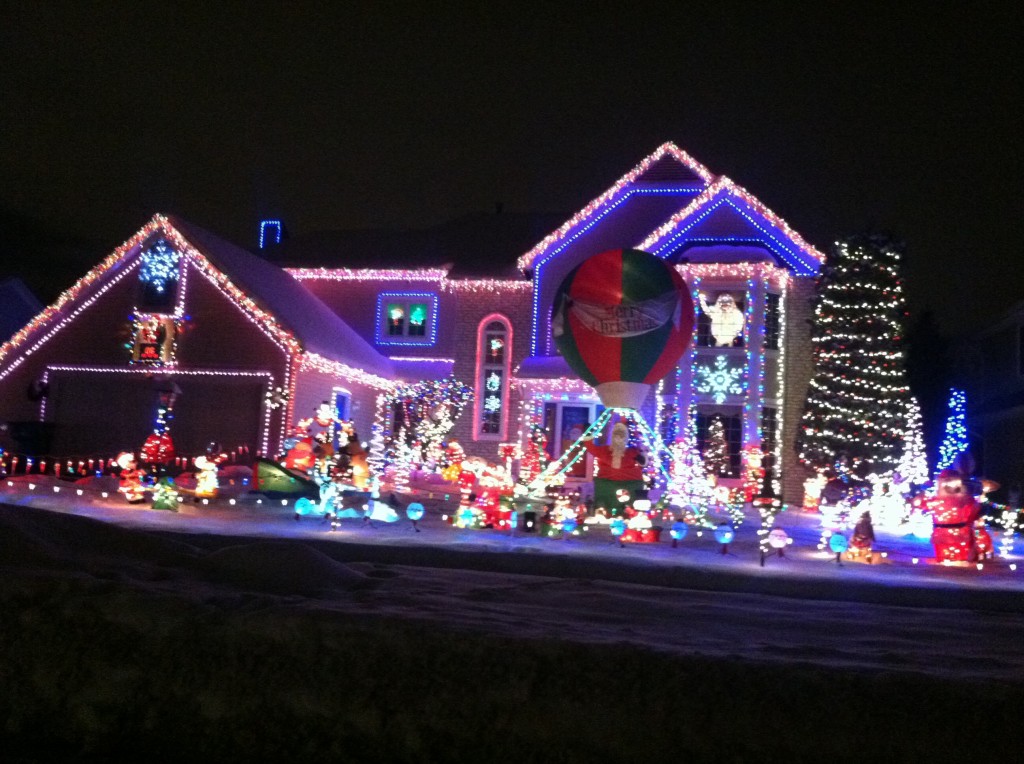 Holiday & Christmas Light Displays